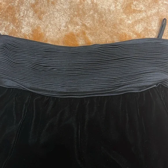 Similar to YSL Vintage velvet and silkskirt probably Frenchsimular to